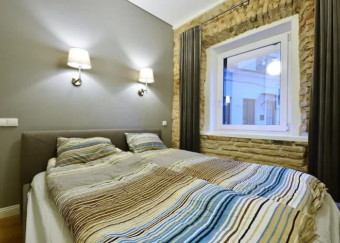 Domillion 3bdr 2baths President Palace Park L419a * Вільнюс