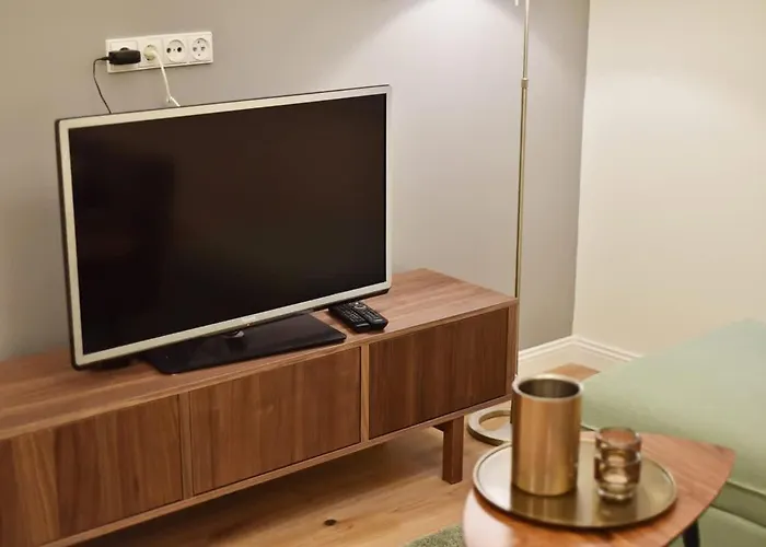 Domillion 3bdr 2baths President Palace Park L419a