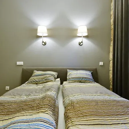 Domillion 3bdr 2baths President Palace Park L419a 公寓 *